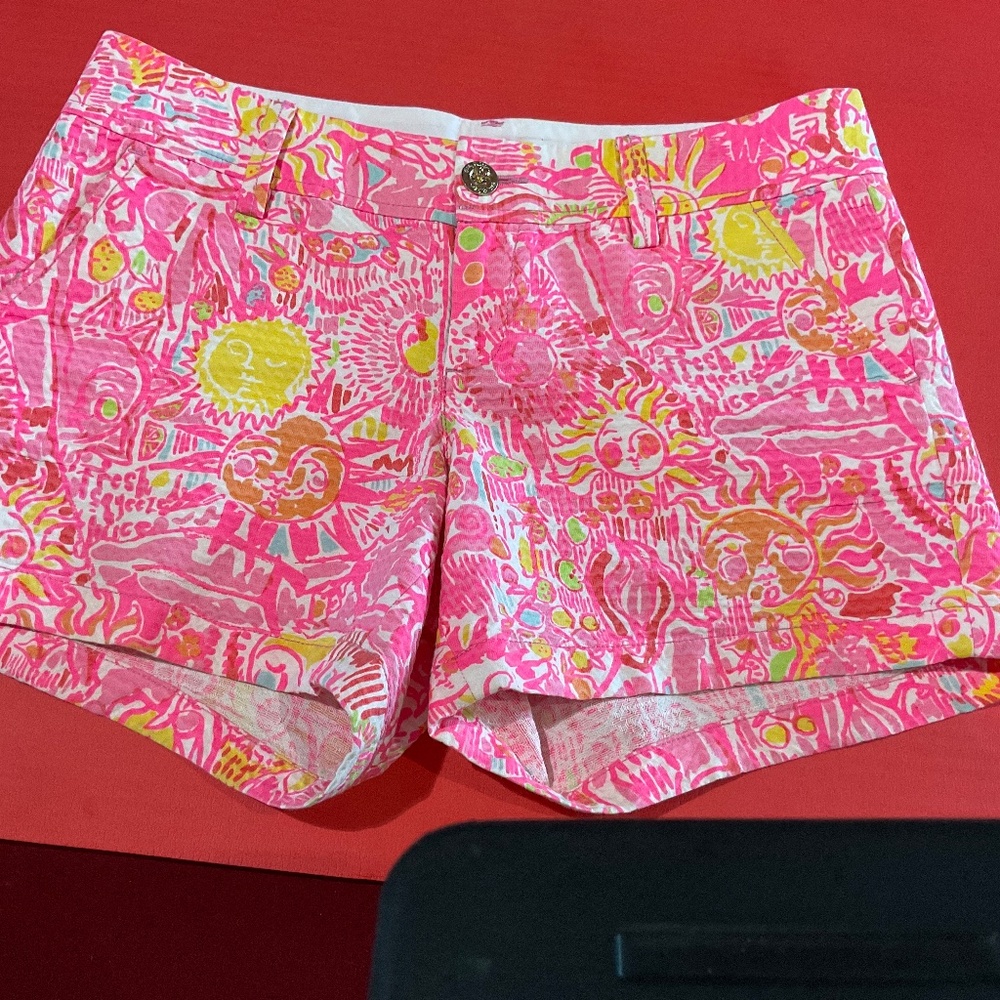 Lily Pulitzer The Callahan Floral shorts Size 6